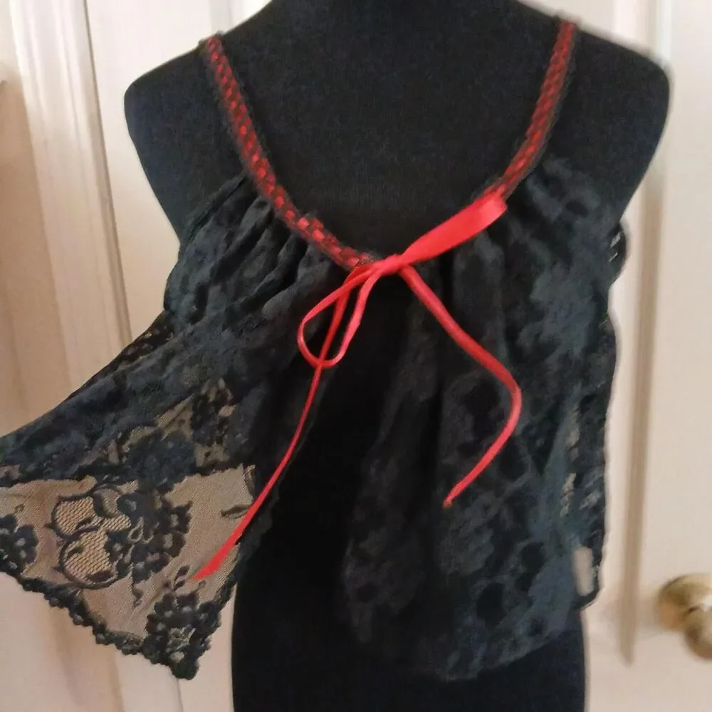 Little Secret detailed cami